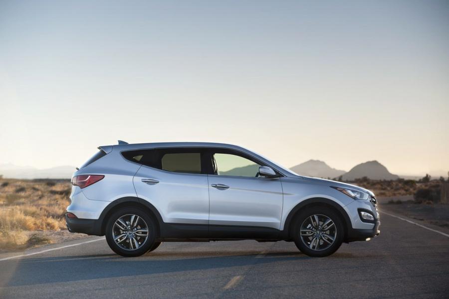  Hyundai Santa Fe 2013 года  (фото 12 из 108)